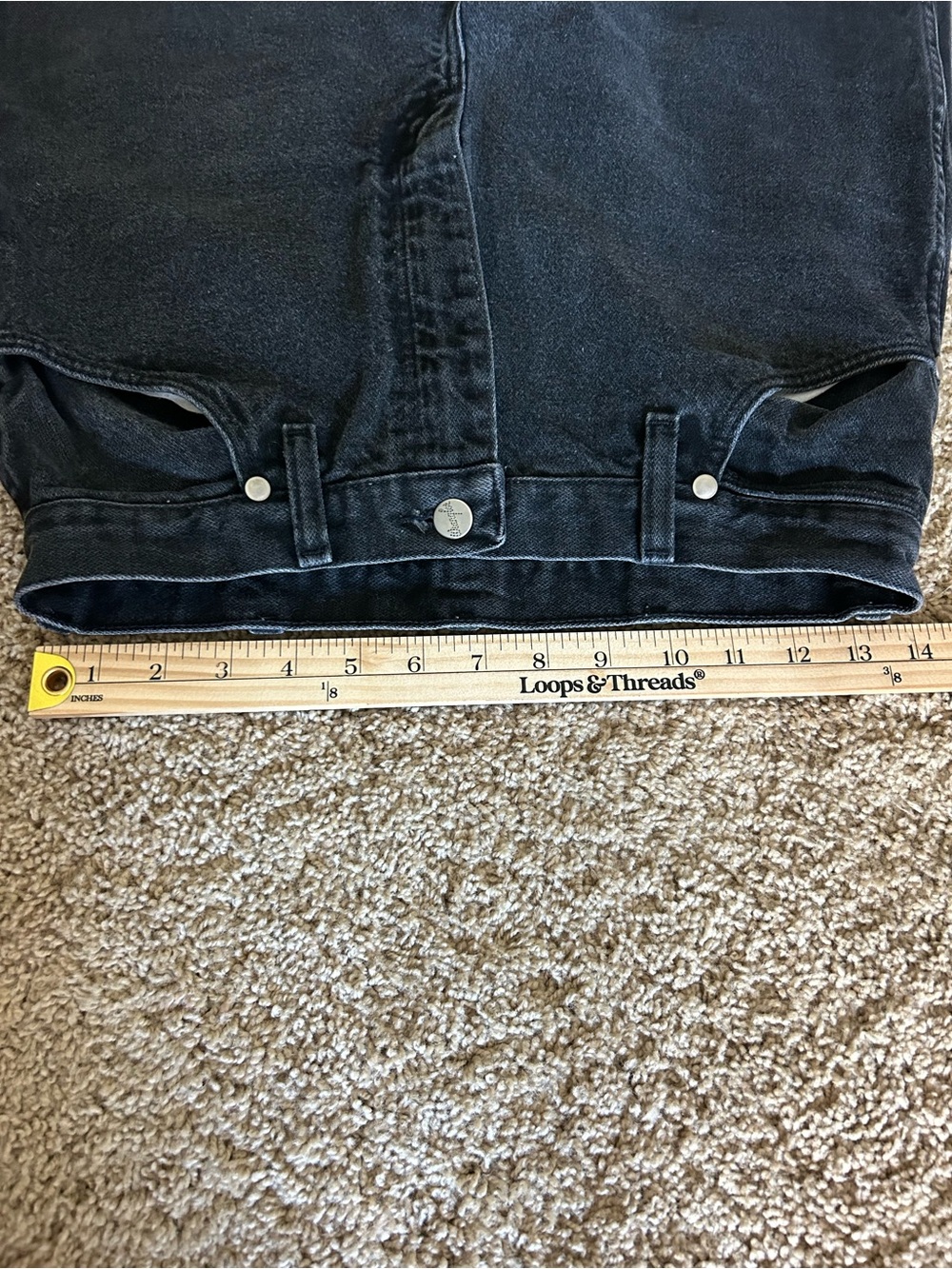 Wrangler Women’s Straight-Leg Jeans in Black - Picture 4 of 6